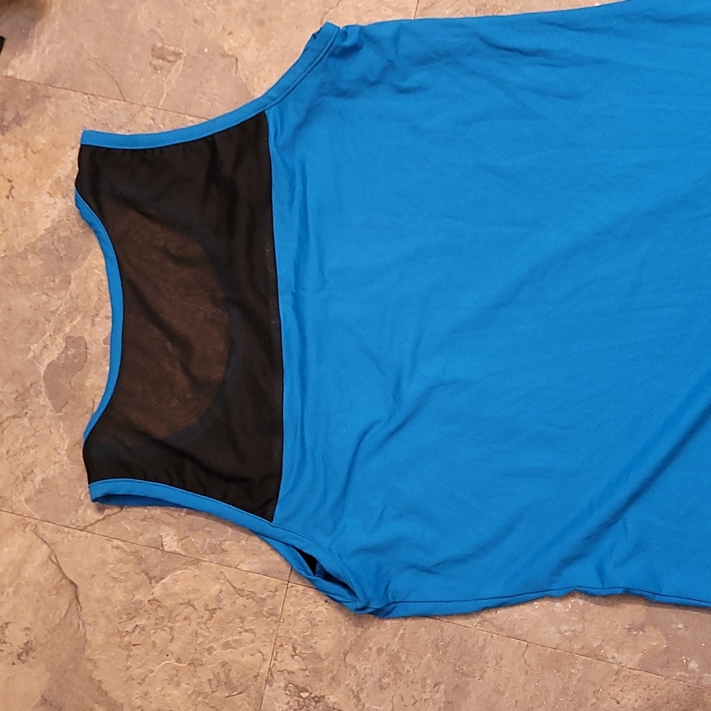 Ruby Ribbon mesh tank - Picture 2 of 3